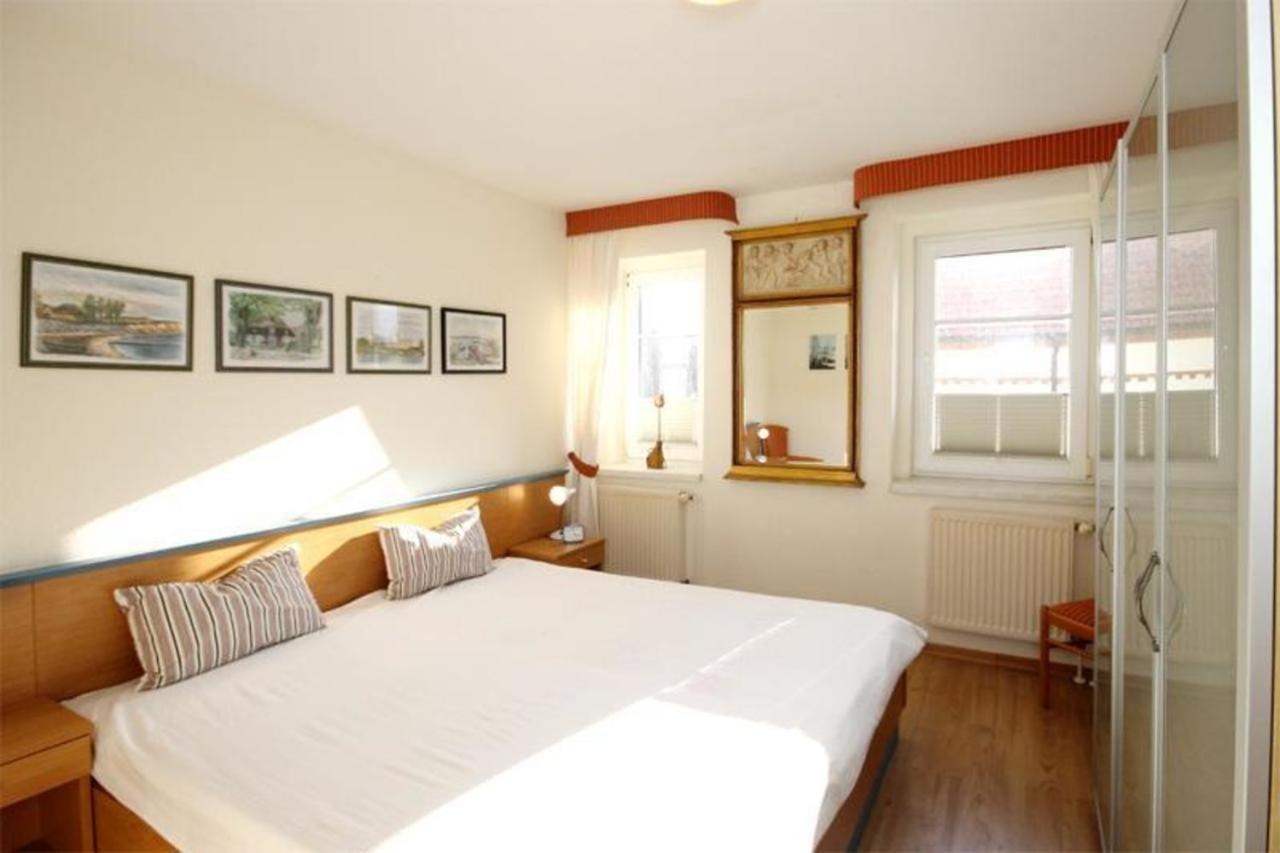 Strandschloesschen Kuehlungsborn Room photo